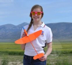 Stratus Gale -Toy Rocket 4466dde48702d4853819142f10bad2f2.image .700x630