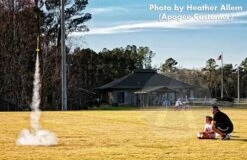 Apprentice Starter Set -Toy Rocket 589f852391b466fbd900bc44555d7e52.image .700x454