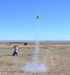 SkyMetra -Toy Rocket 63d83c9b23bf5d4a13ae73c6a7749c34.image .656x700