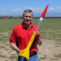 DYNASTAR Rising Star -Toy Rocket 73588a8d789a4ea59c37b3f9e455587a.image .700x700