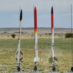 Quest SuperBird -Toy Rocket a7b0b79e7490121ef4608e2a18d34c4a.image .700x700