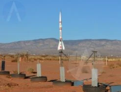 Lance Delta 17 Lance Delta -Toy Rocket b9c2101b133e6038aa8e0301f62116a4.image .700x537