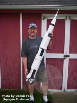 Saturn V - 1/70th Scale -Toy Rocket c61ae9643a078909cb10da9b6ab6898e.image .525x700