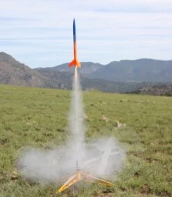 Blue Streak 21 Blue Streak -Toy Rocket caea6f17038946c6ffb1807990bdd817.image .610x700