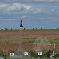 Minie-Magg -Toy Rocket e0e0b221f7e00775a103d13803a3fd00.image .700x700